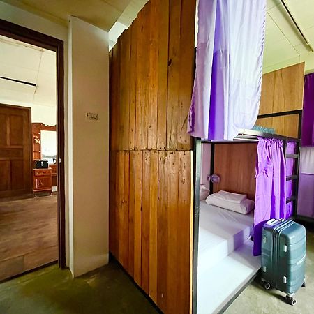 Uncharted Hostel Puerto Galera Zewnętrze zdjęcie
